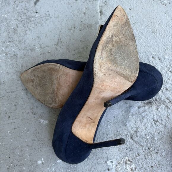 Carolina Herrera Blue Suede heels - Picture 7 of 9